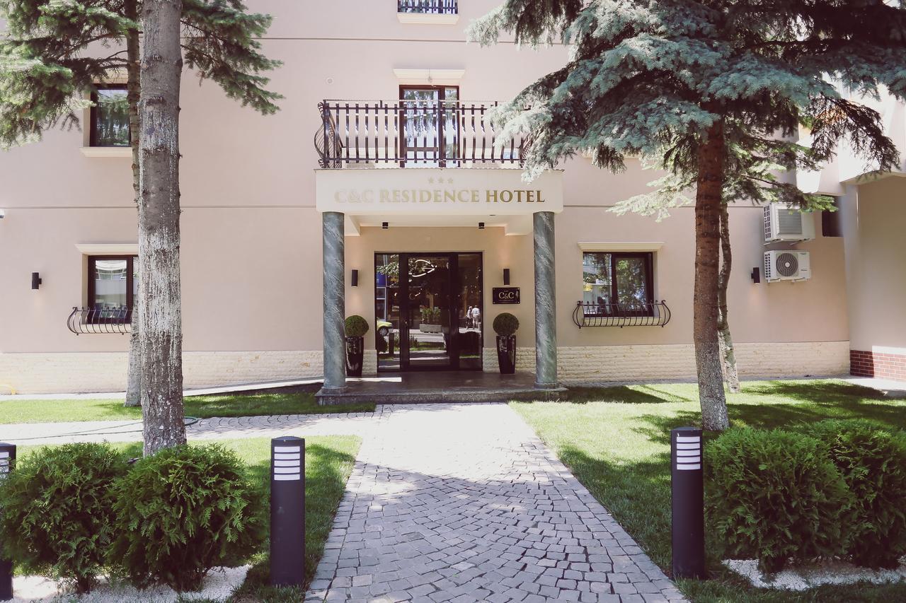 C&C Residence Hotel Bacău エクステリア 写真